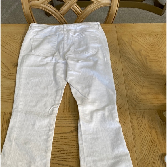 le Chateau White Jeans size 28 - Picture 2 of 8